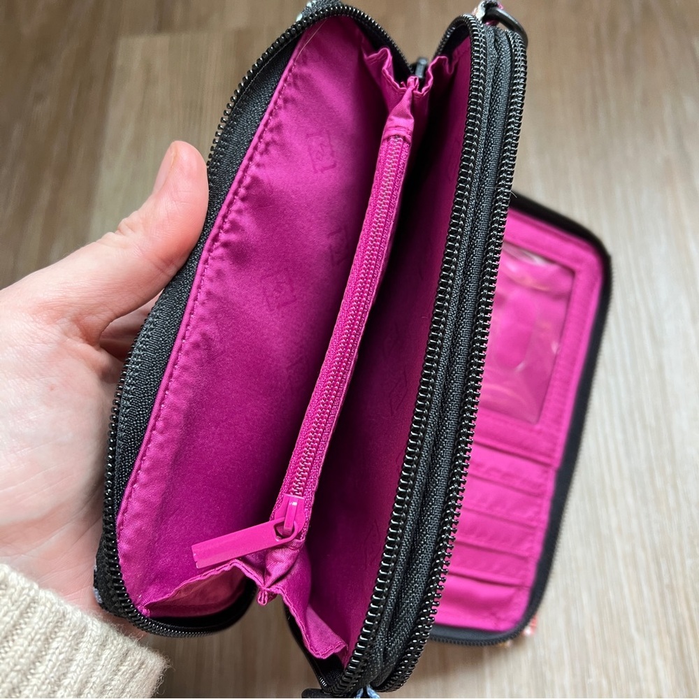 Vera Bradley Floral Zip Around Wallet Pink Interior Organizer - Picture 5 of 7